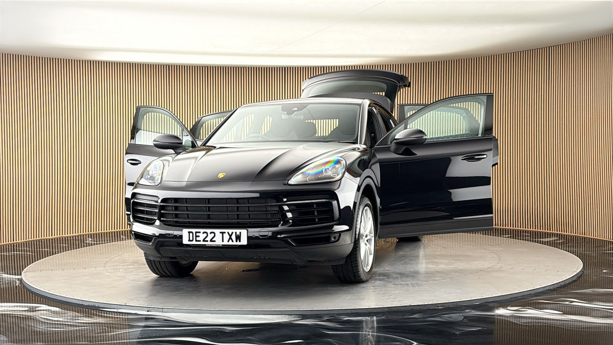 More views of Porsche Cayenne