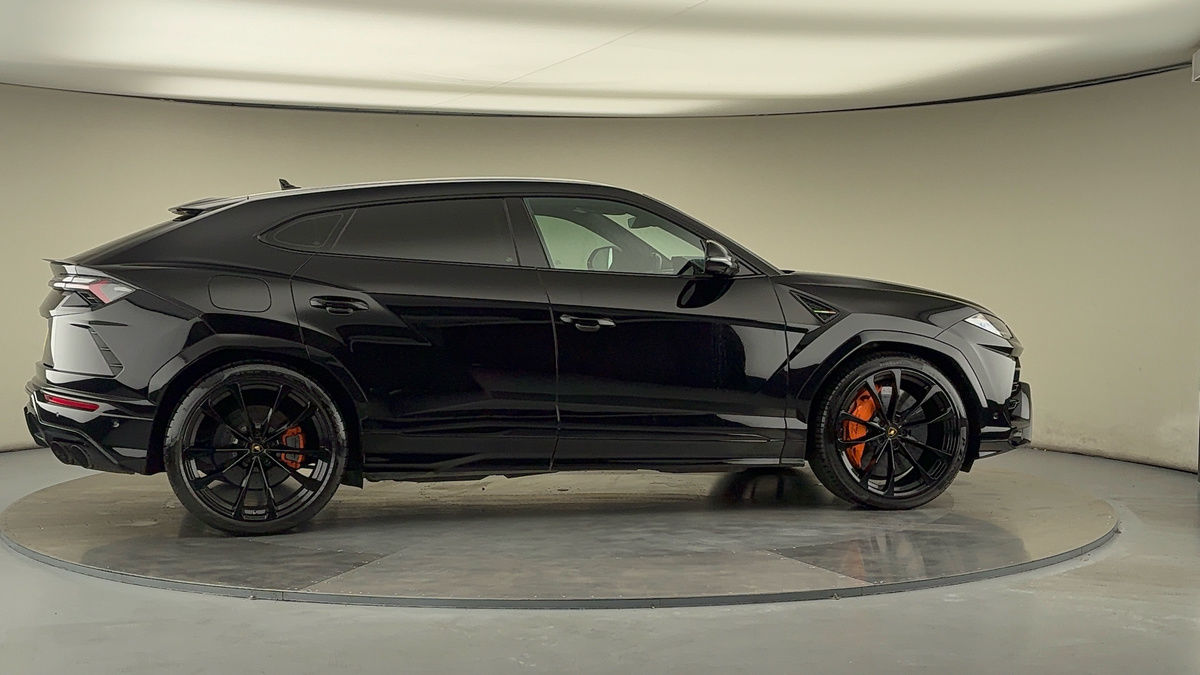 More views of Lamborghini Urus