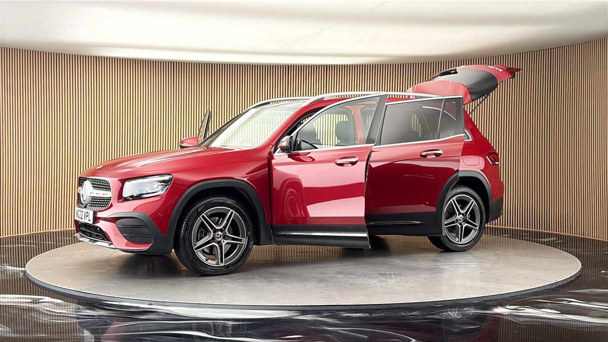 More views of Mercedes-Benz GLB