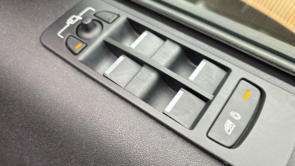 Land Rover Discovery Sport Image 26