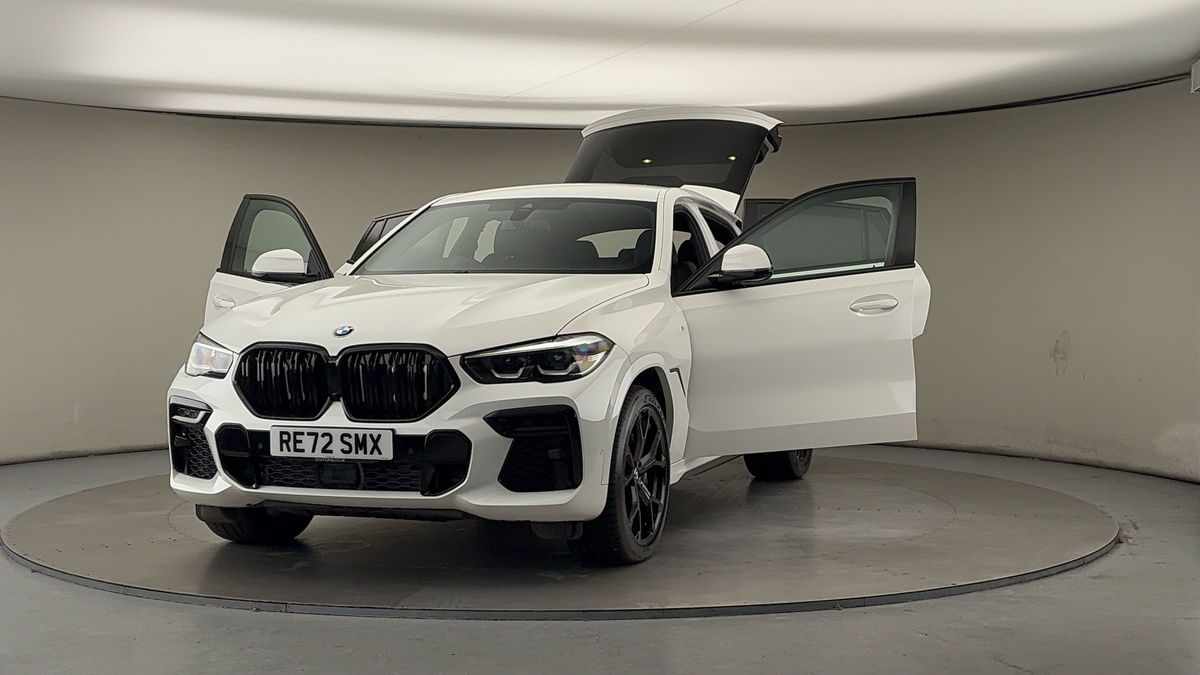 More views of BMW X6