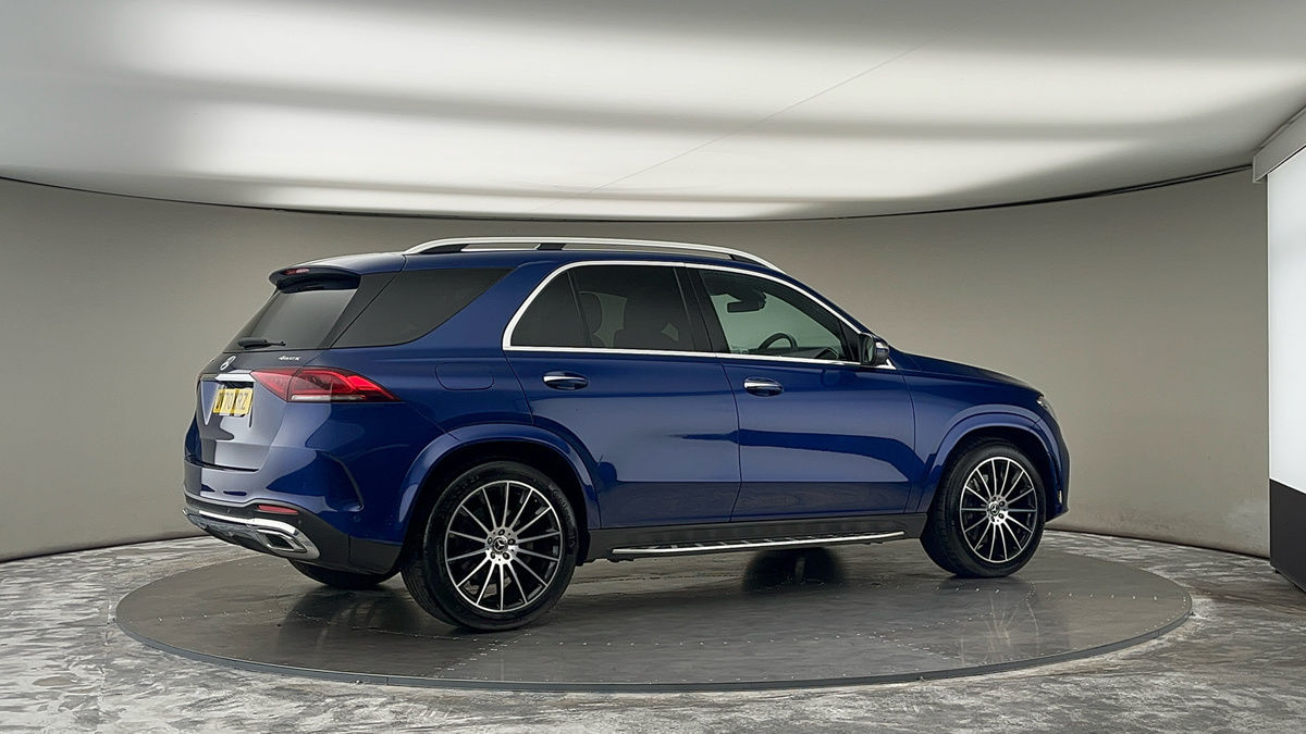 More views of Mercedes-Benz GLE