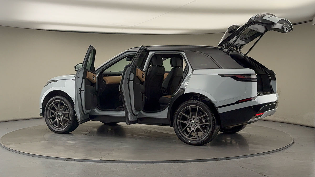 More views of Land Rover Range Rover Velar