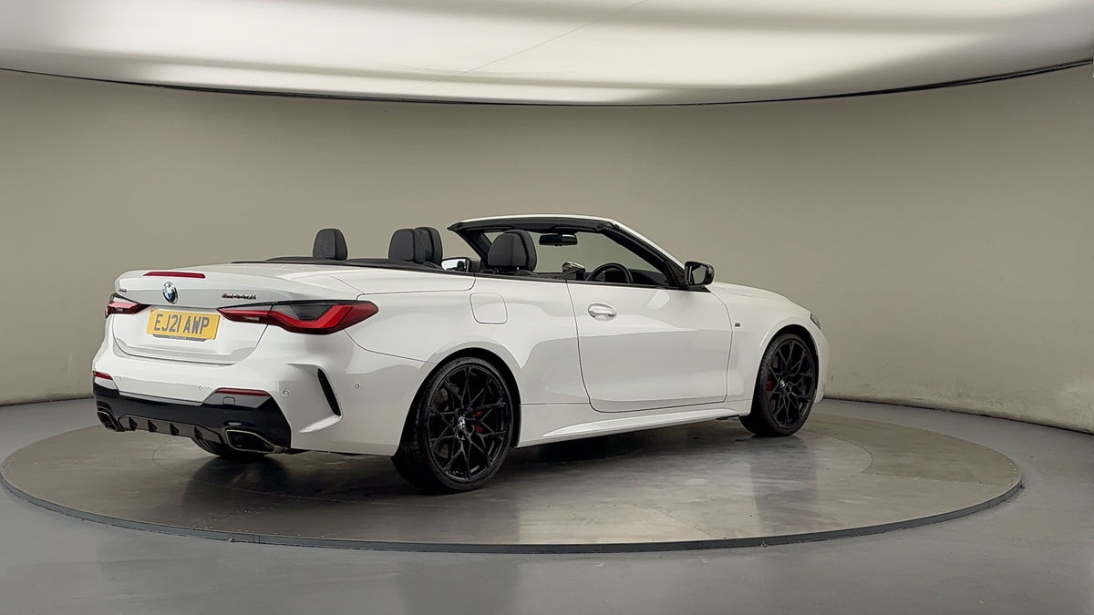 BMW 4 Series Image 21