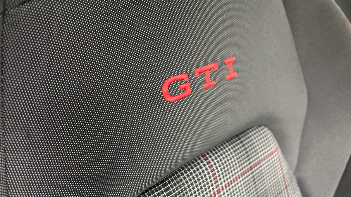 Volkswagen Golf Image 25