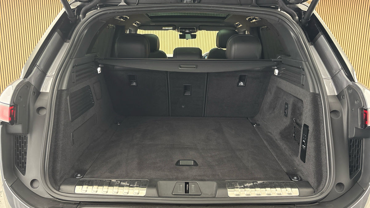 Land Rover Range Rover Sport Image 11