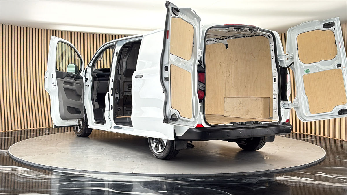 Ford Transit Custom Image 23