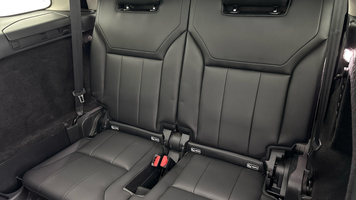 Land Rover Discovery Image 25
