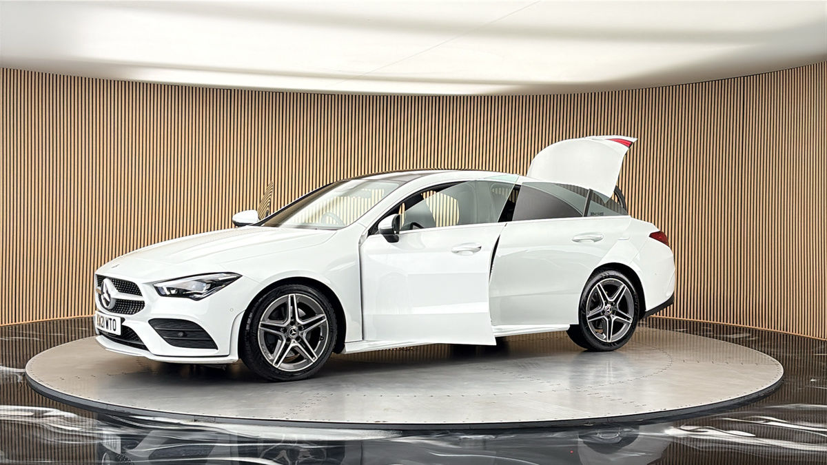 More views of Mercedes-Benz CLA