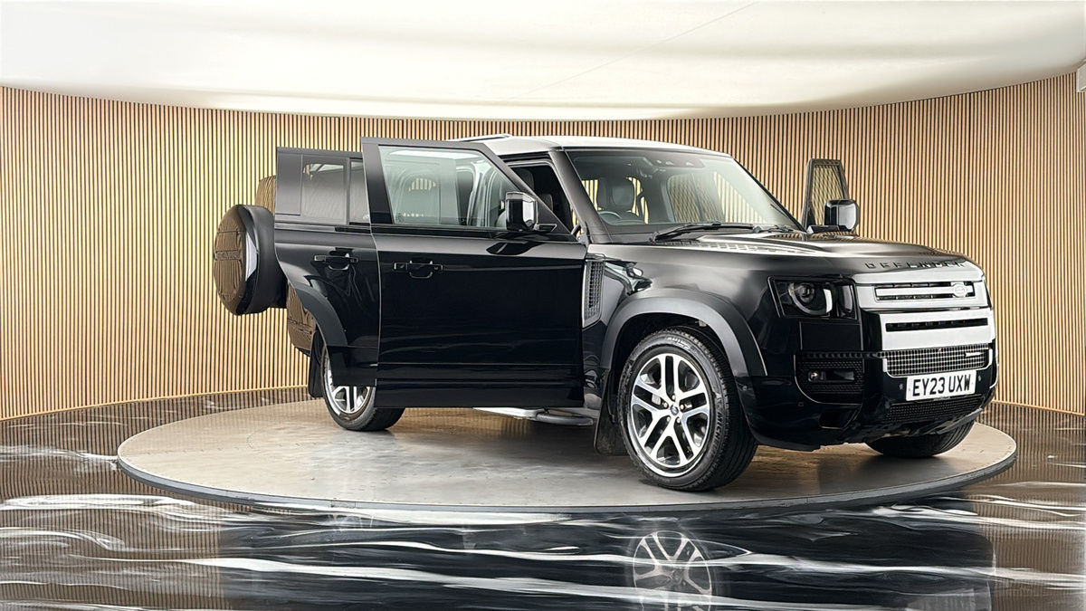 More views of Land Rover Defender 130