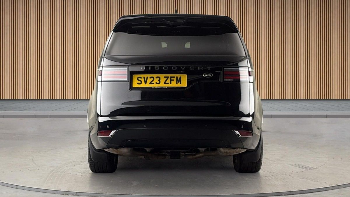 Land Rover Discovery Image 4