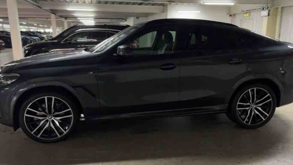 More views of BMW X6