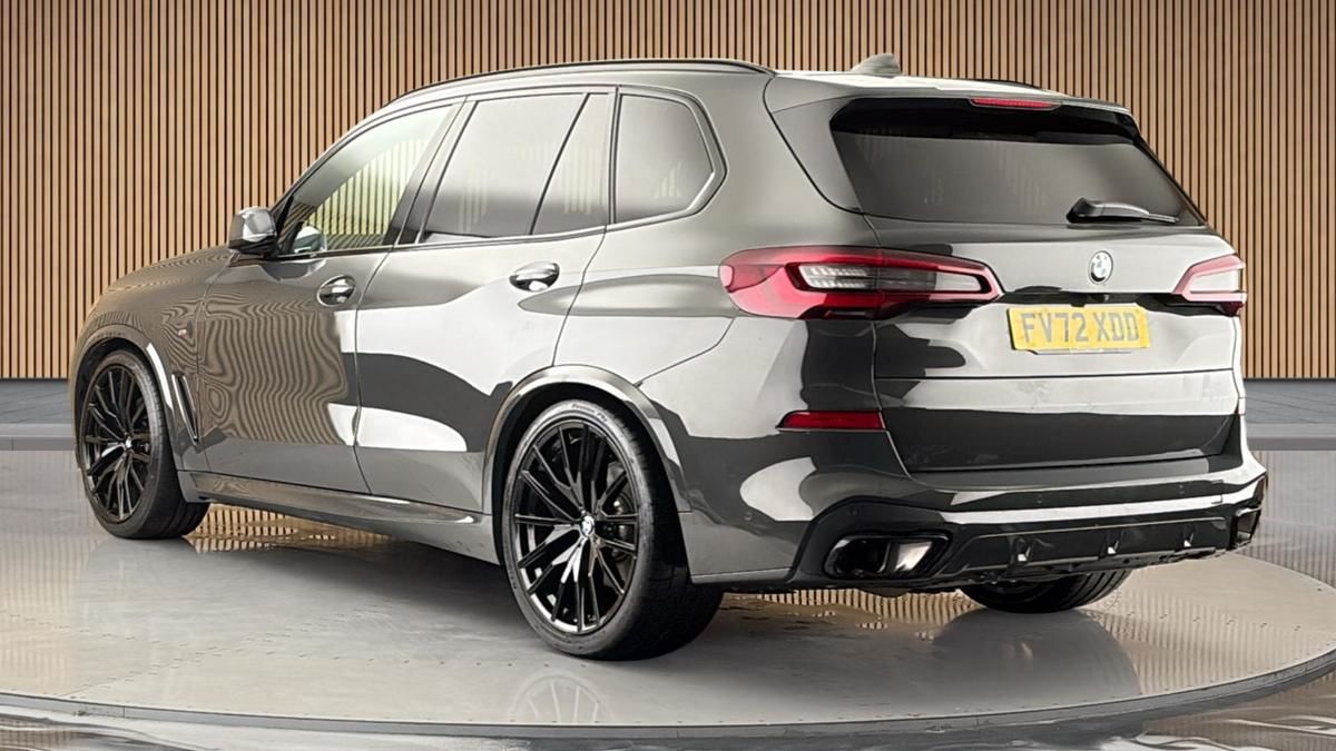 BMW X5 Image 2