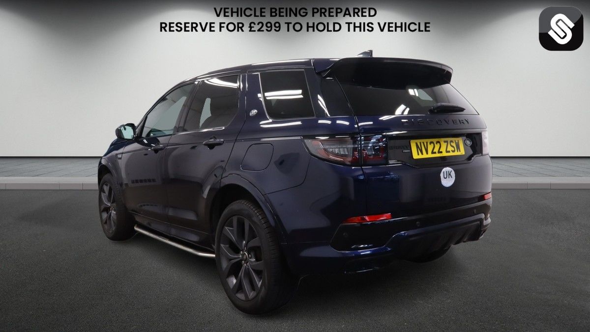 Land Rover Discovery Sport Image 3