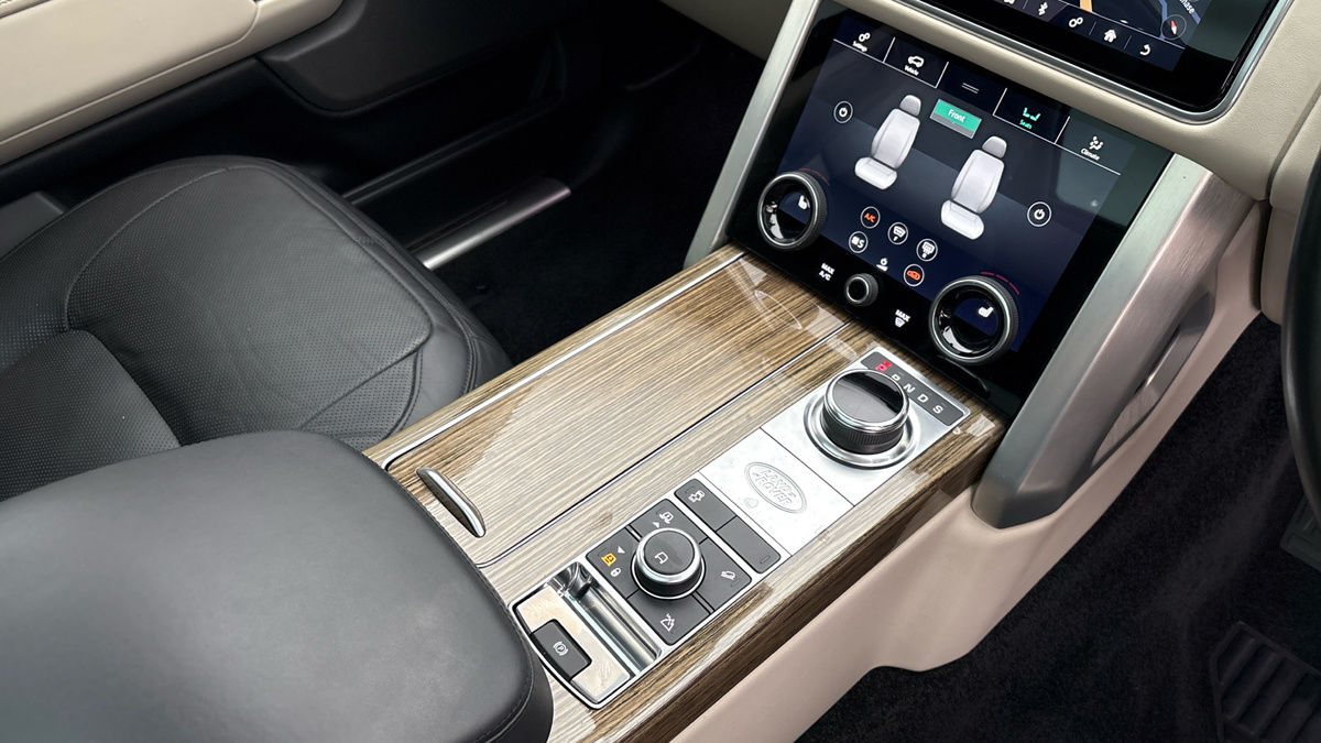 Land Rover Range Rover Image 18