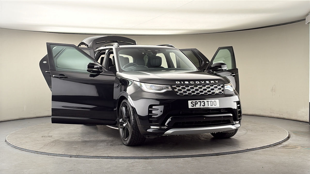 More views of Land Rover Discovery