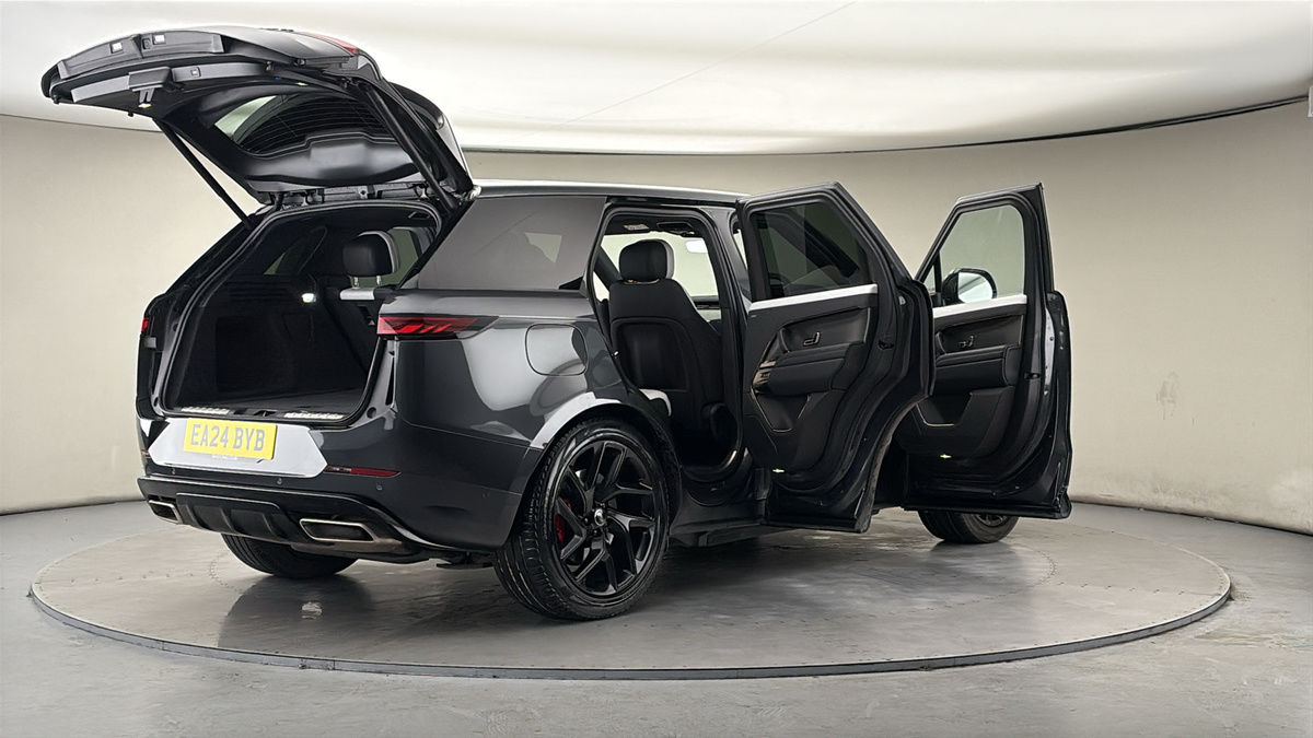 More views of Land Rover Range Rover Sport