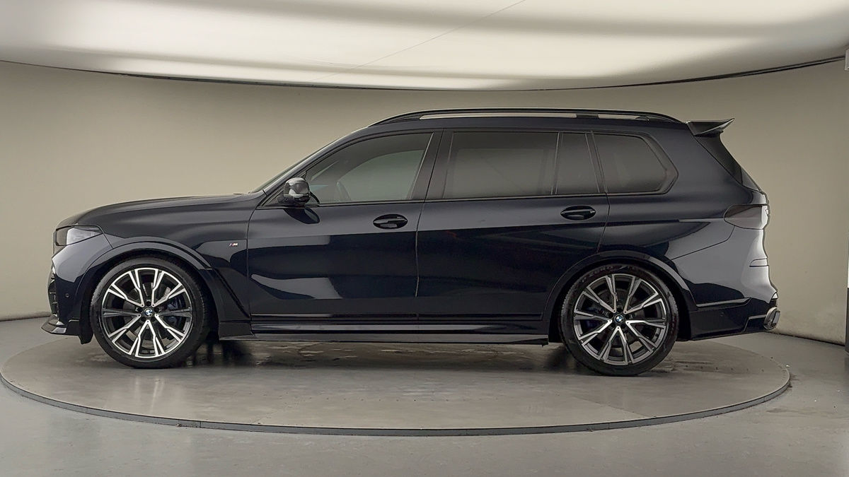 BMW X7 Image 15