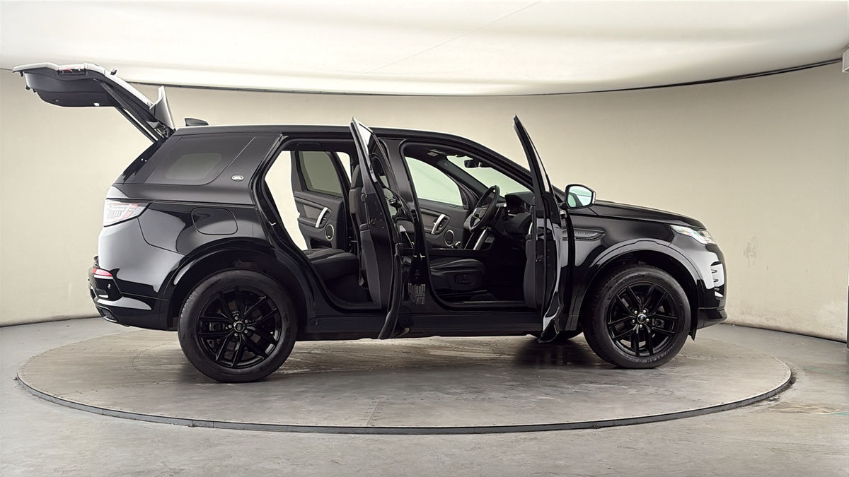 More views of Land Rover Discovery Sport