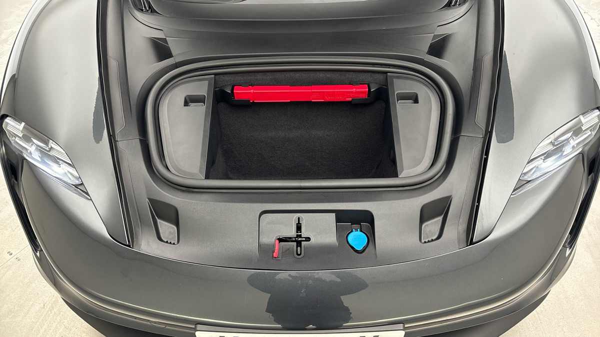 Porsche Taycan Image 28