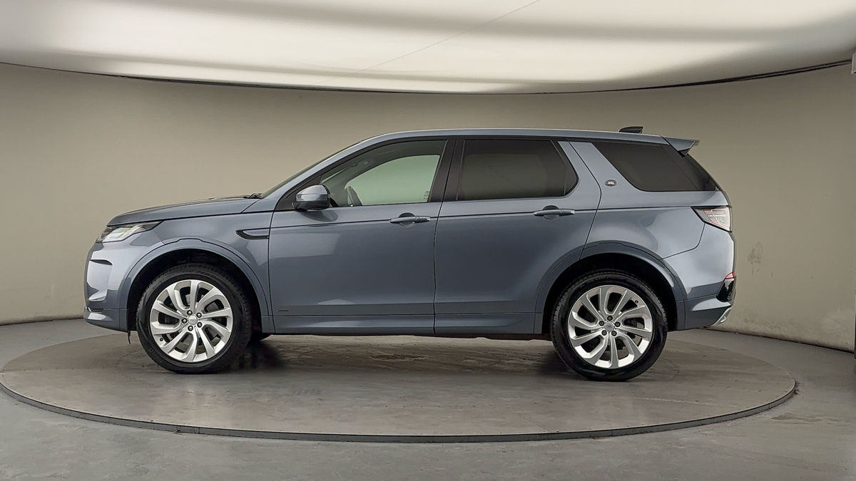 Land Rover Discovery Sport Image 15
