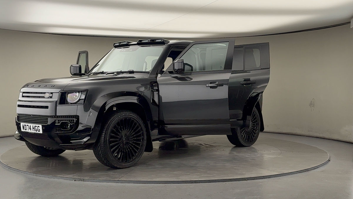 More views of Land Rover Defender 110