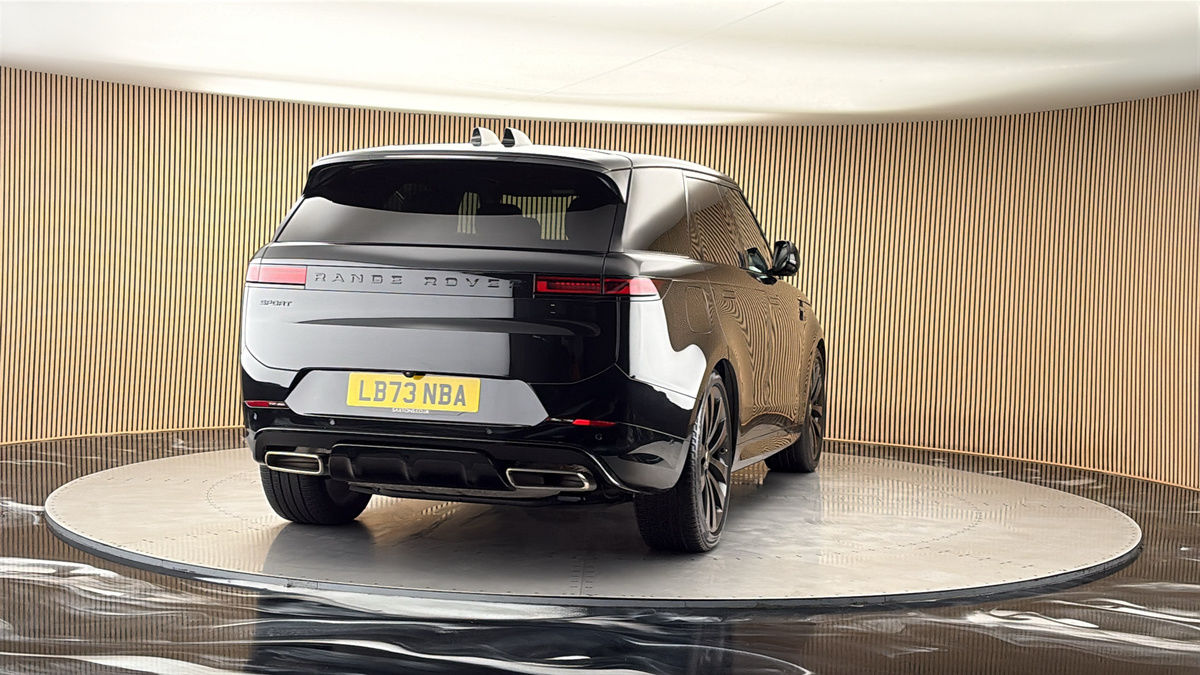 More views of Land Rover Range Rover Sport