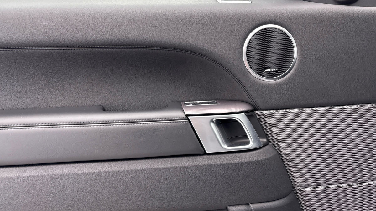 Land Rover Range Rover Sport Image 19