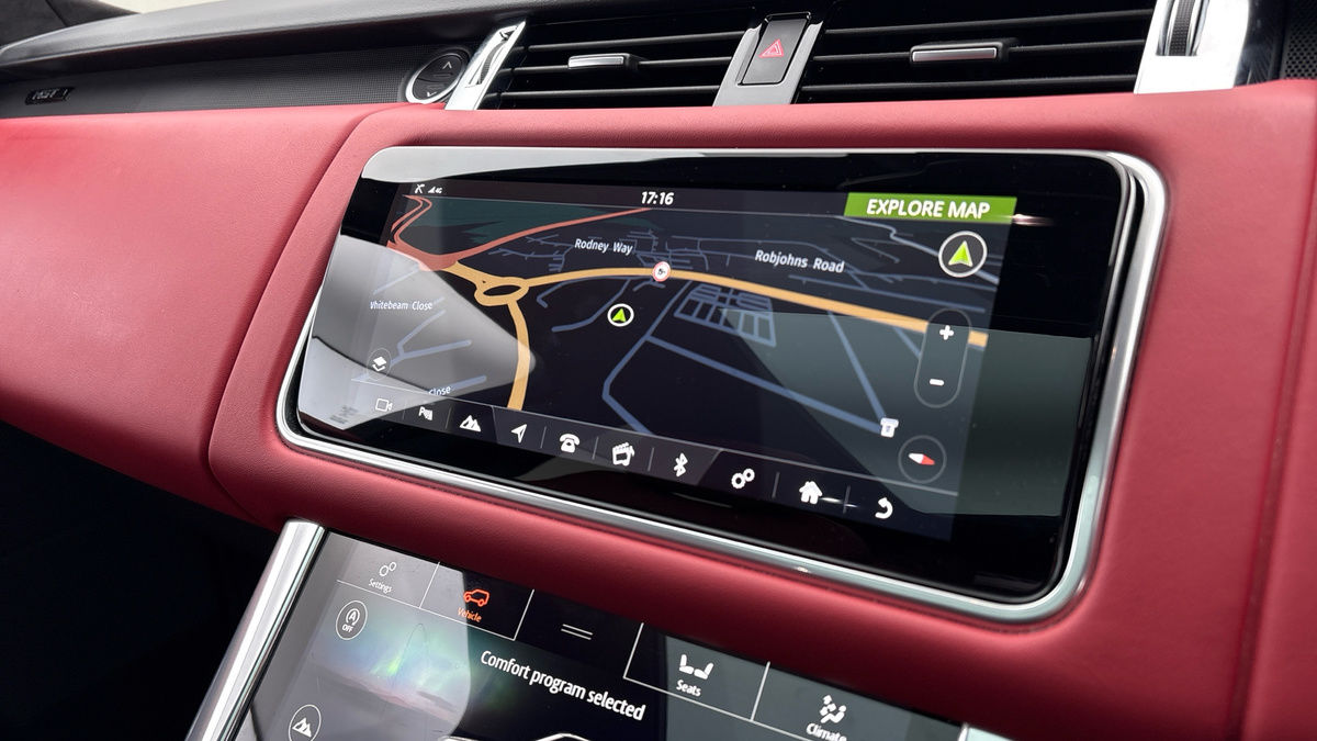 Land Rover Range Rover Sport Image 17