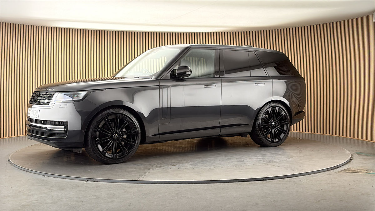 More views of Land Rover Range Rover