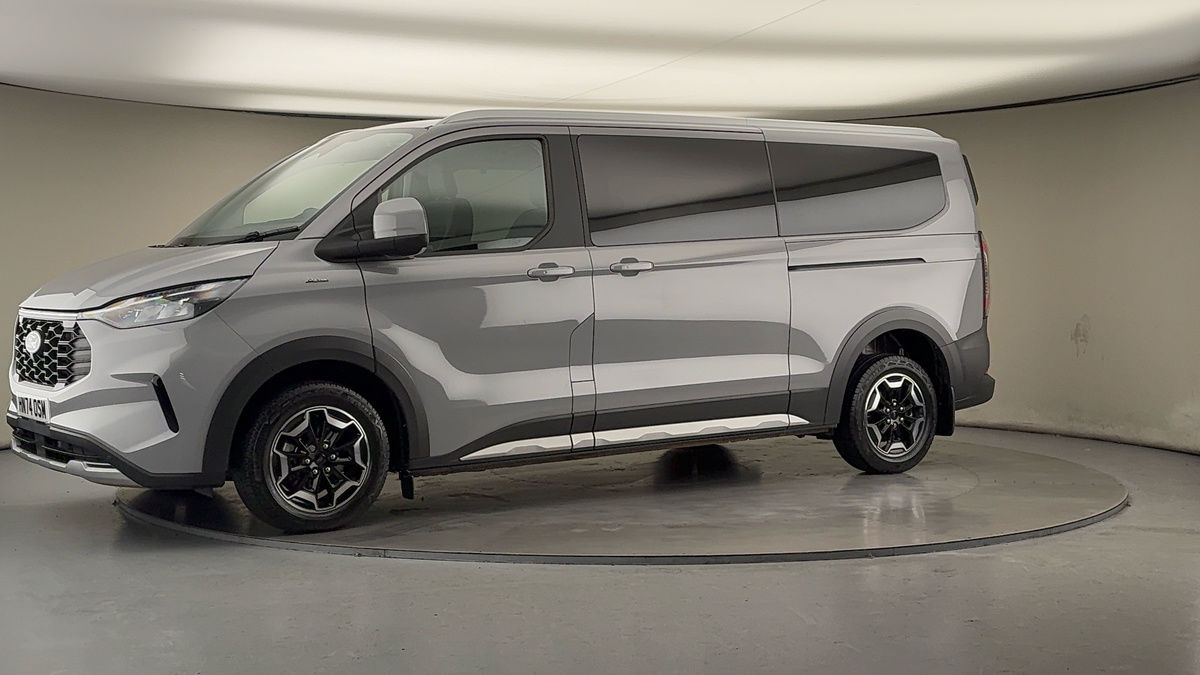 More views of Ford Tourneo Custom V710