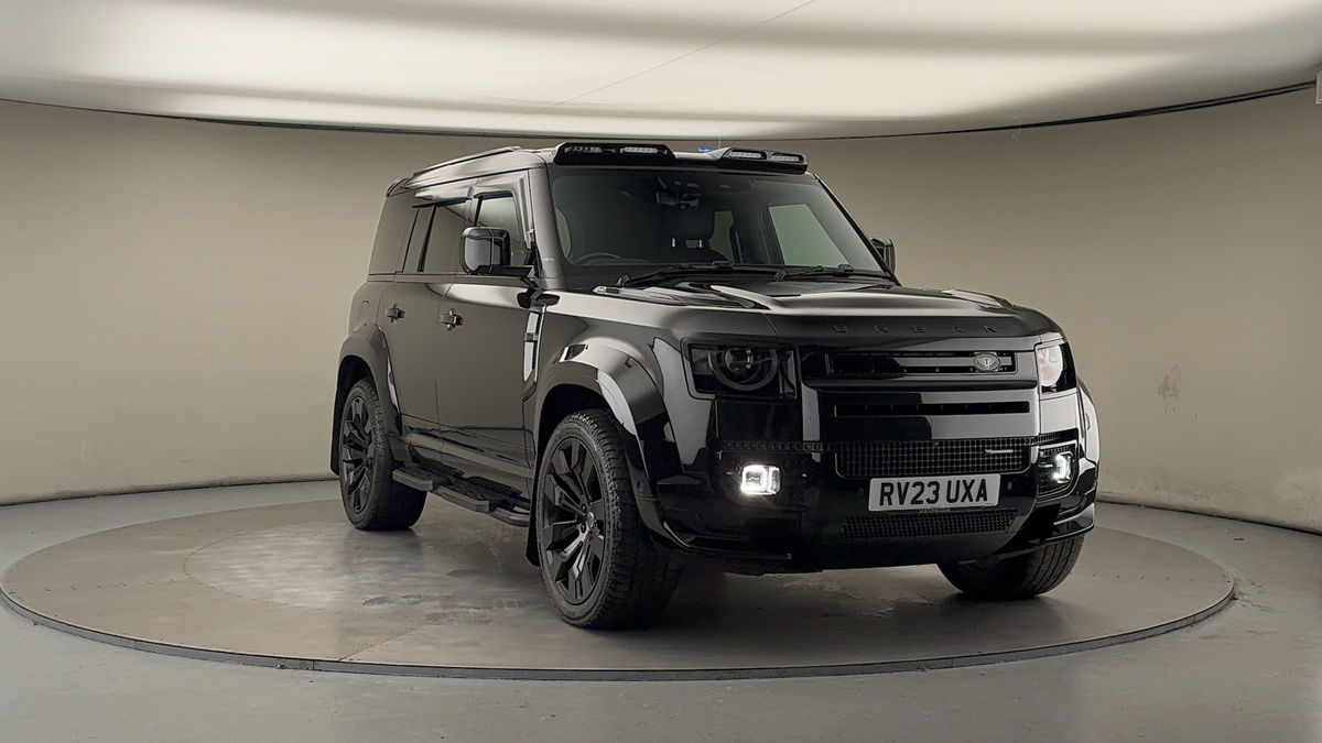 More views of Land Rover Defender 110