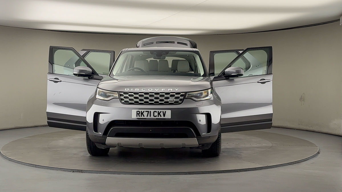 More views of Land Rover Discovery