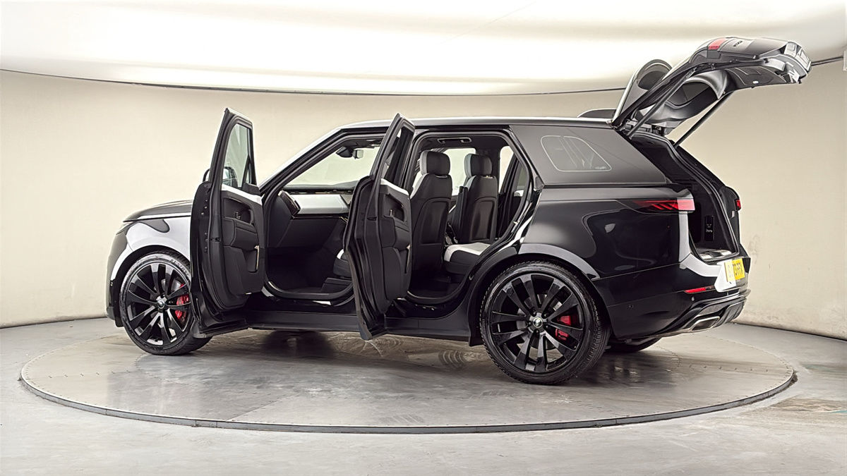 More views of Land Rover Range Rover Sport