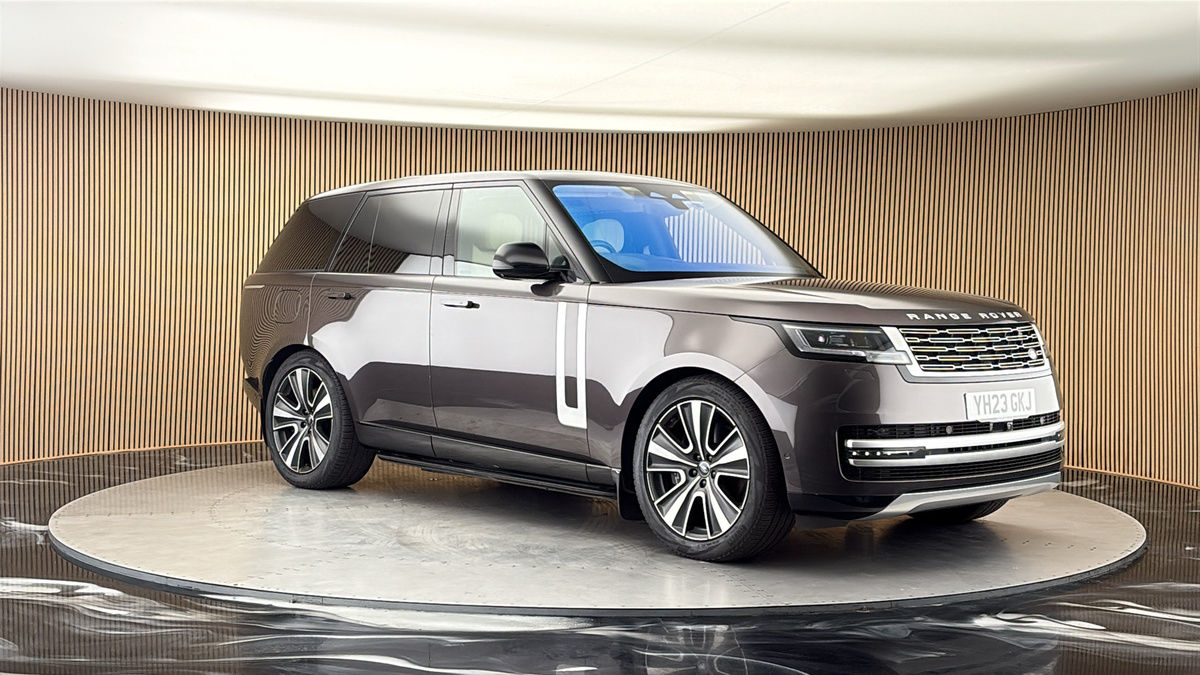 More views of Land Rover Range Rover