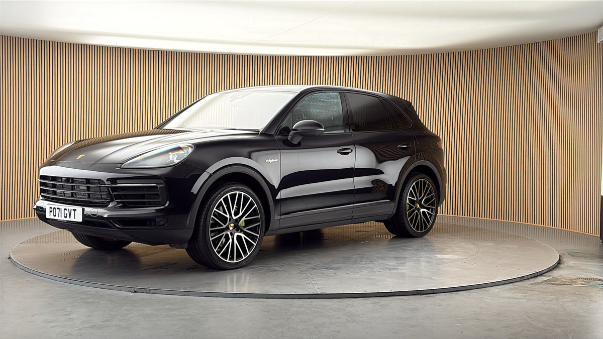 Porsche Cayenne Image 20