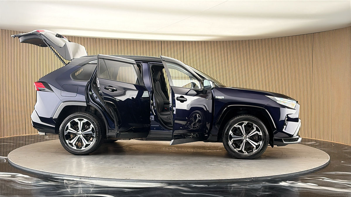 More views of Toyota RAV4