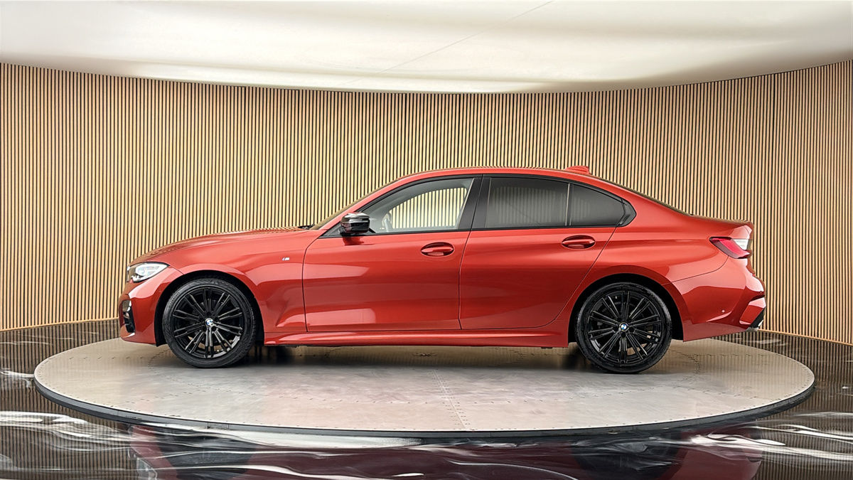 BMW 3 Series Image 15