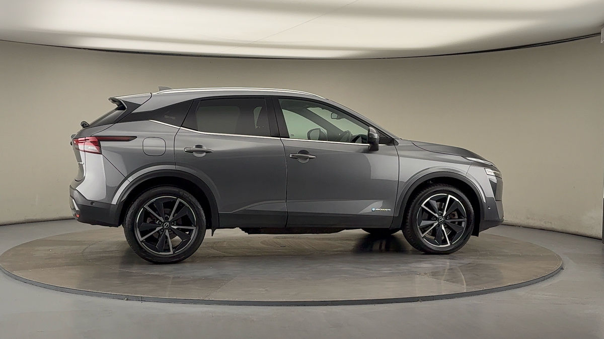 More views of Nissan Qashqai