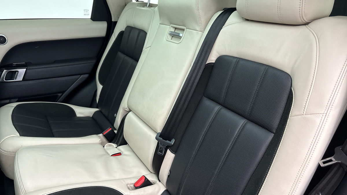 Land Rover Range Rover Sport Image 8