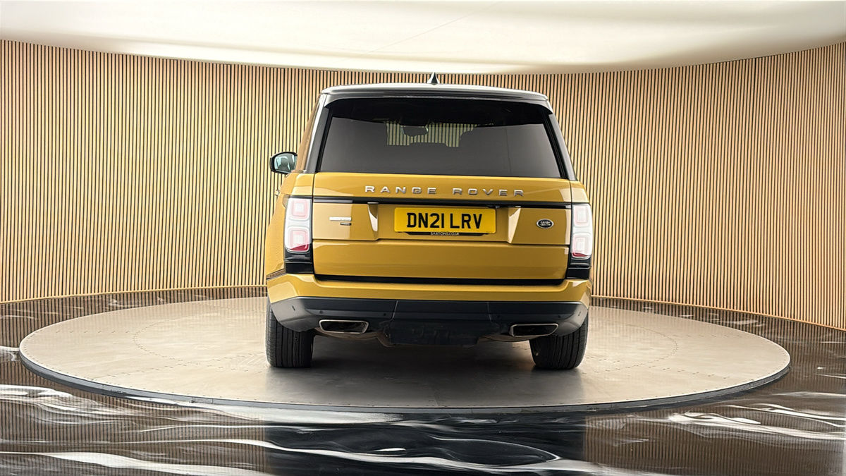 More views of Land Rover Range Rover