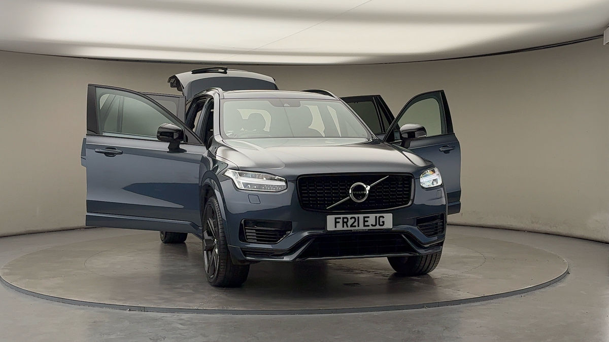 More views of Volvo XC90