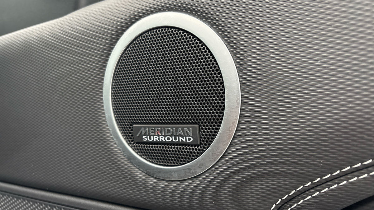 Land Rover Discovery Image 9