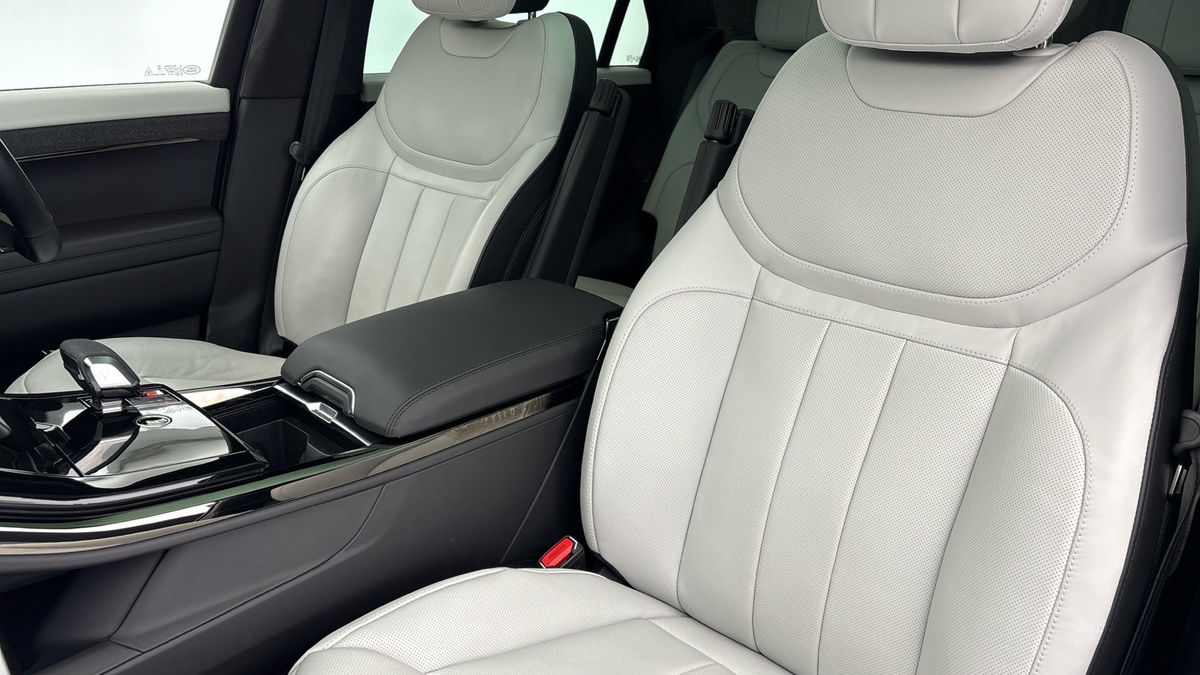 Land Rover Range Rover Sport Image 7