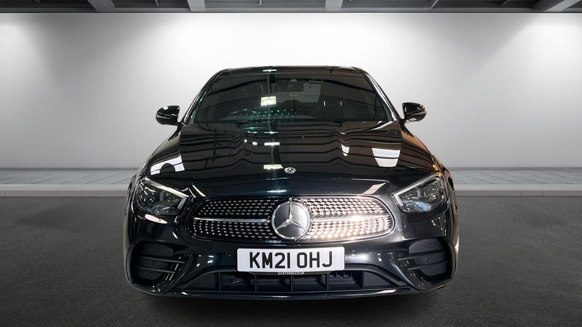 Mercedes-Benz E Class Image 3