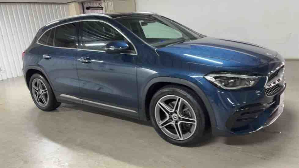 More views of Mercedes-Benz GLA