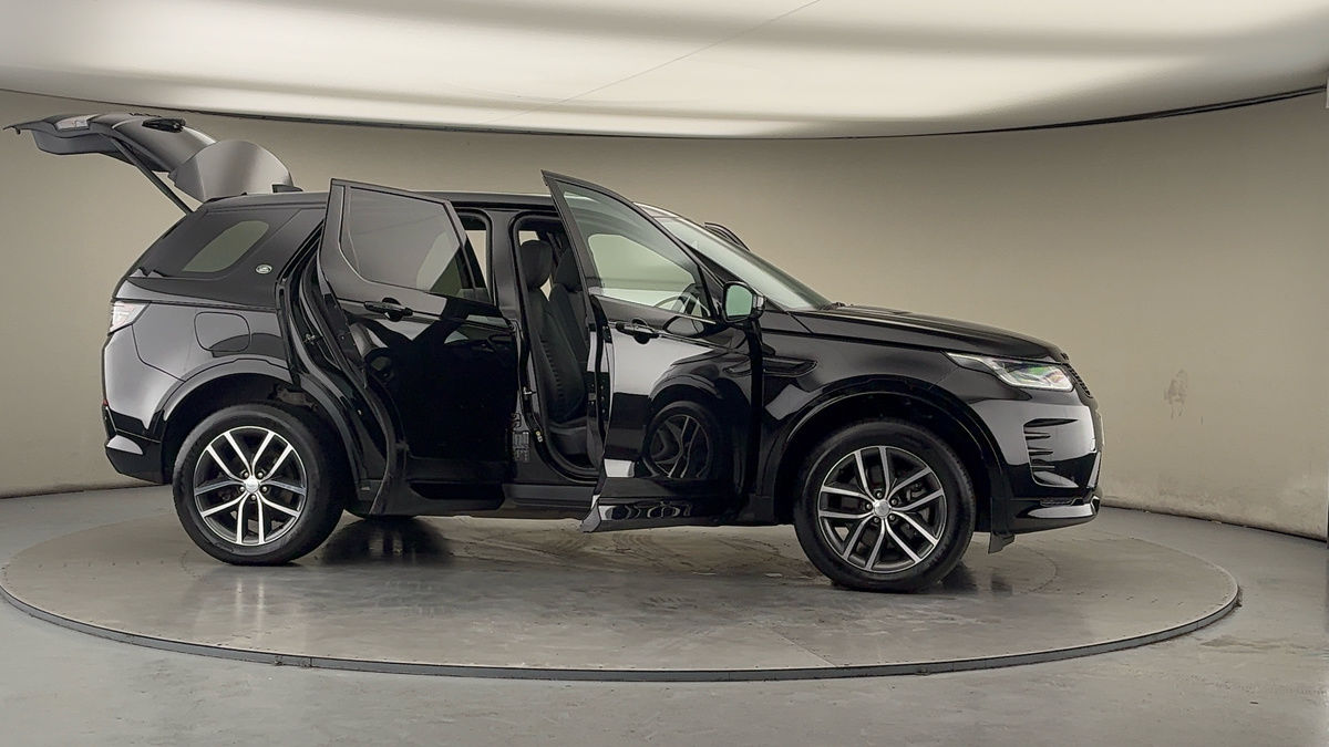 More views of Land Rover Discovery Sport
