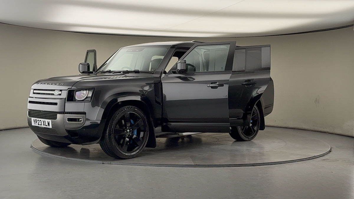 More views of Land Rover Defender 130