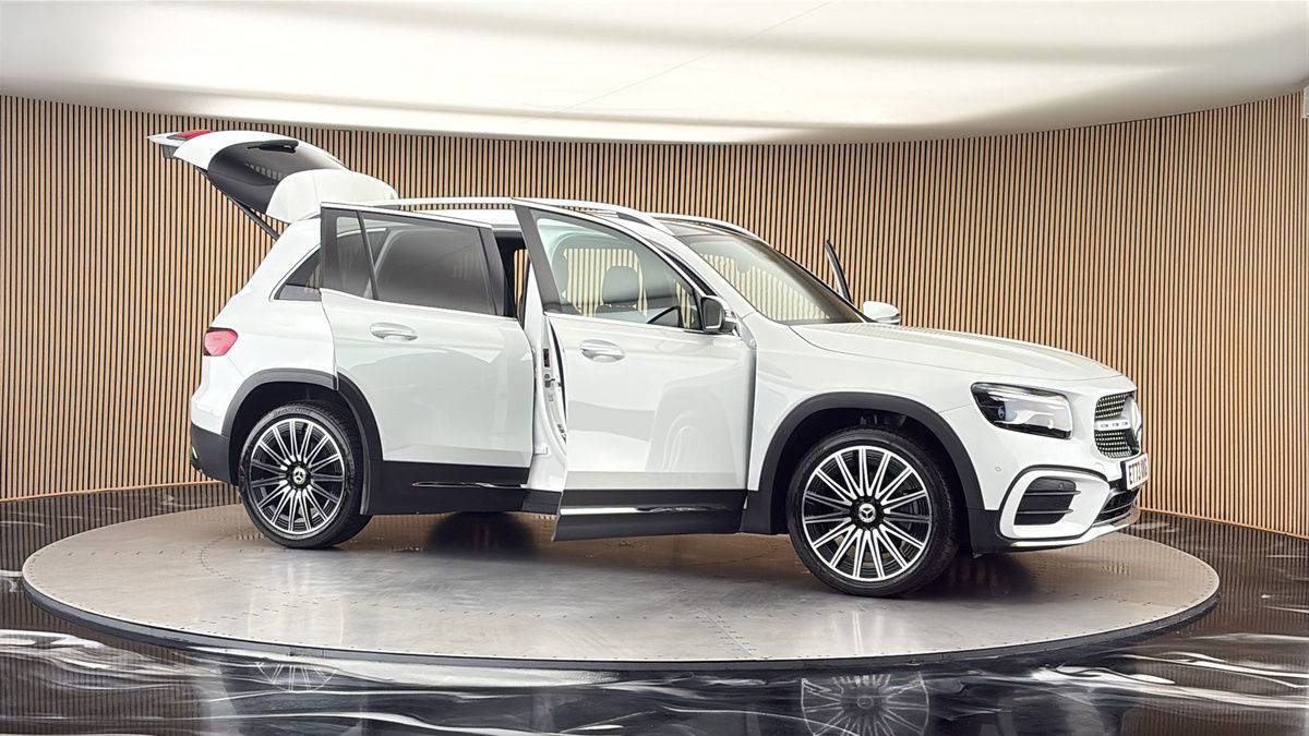 More views of Mercedes-Benz GLB