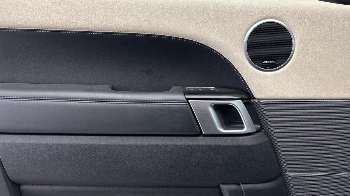 Land Rover Range Rover Sport Image 19